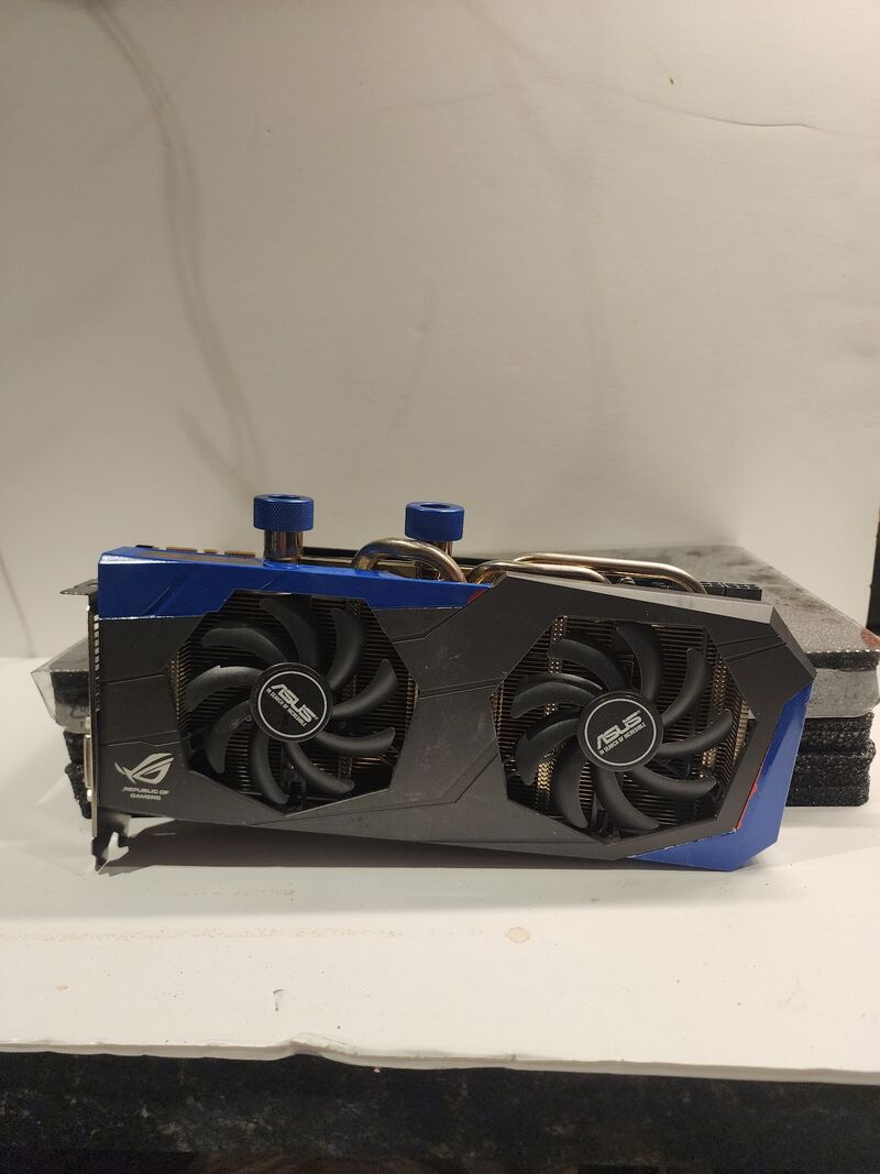 ASUS ROG Poseidon Platinum GeForce GTX 780 3GB GDDR5 Graphics Card