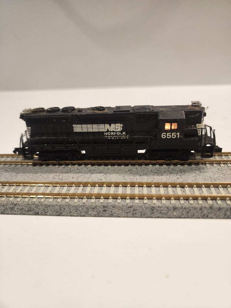 Bachmann N Scale Norfolk Southern GP50 Diesel Locomotive #6551