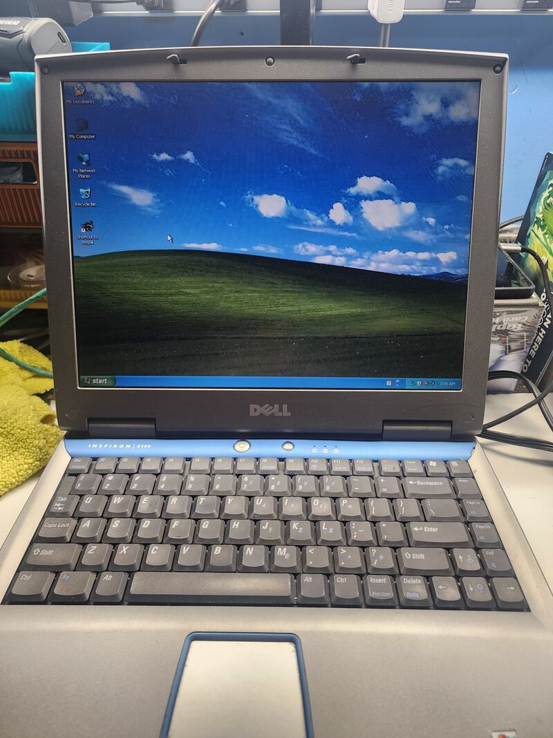 Dell Inspiron 5100 Vintage Windows XP Laptop - Boots & Works - Ethernet Installed