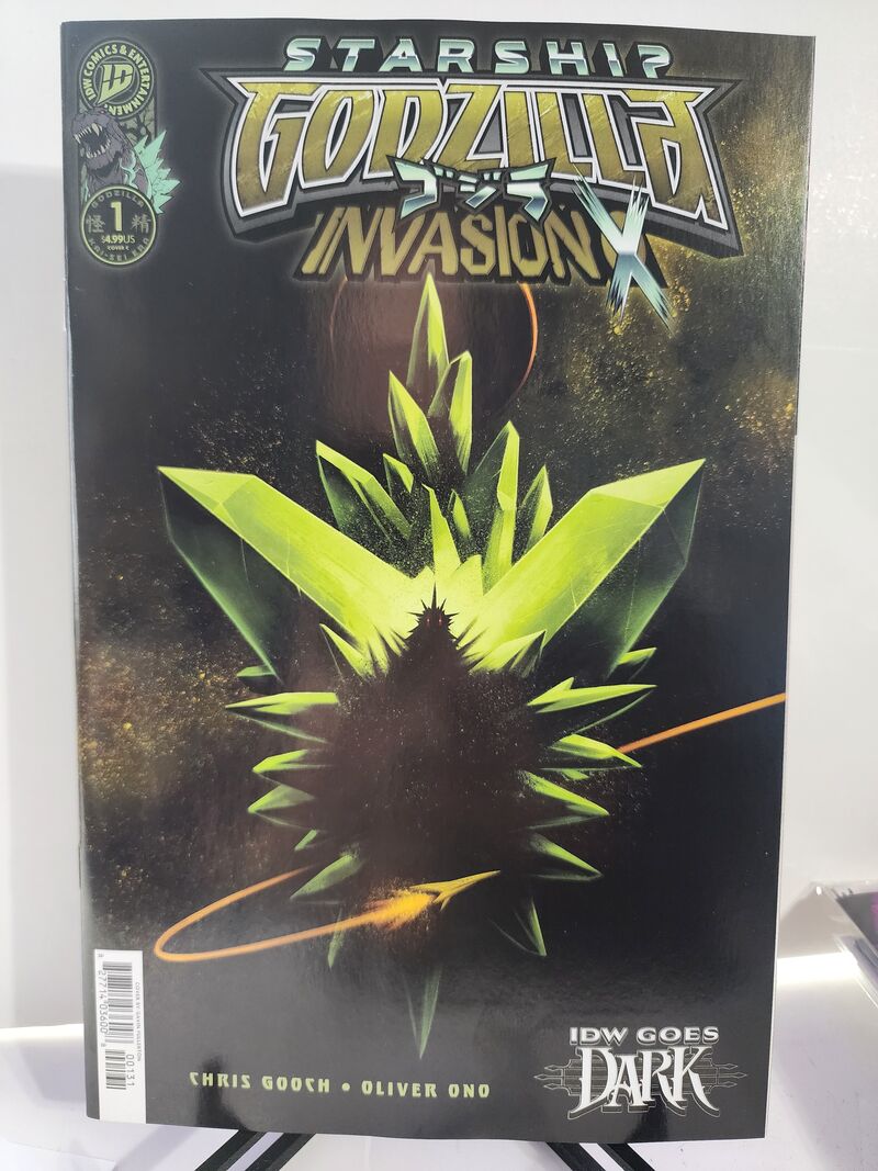 Starship Godzilla: Invasion X #1 Gavin Fullerton IDW Goes Dark Variant